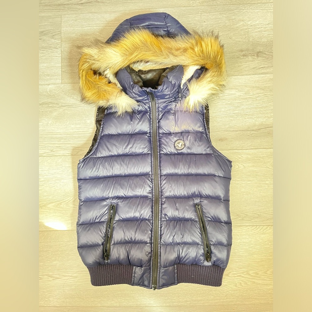 Pre-loved American Eagle Puffer Vest